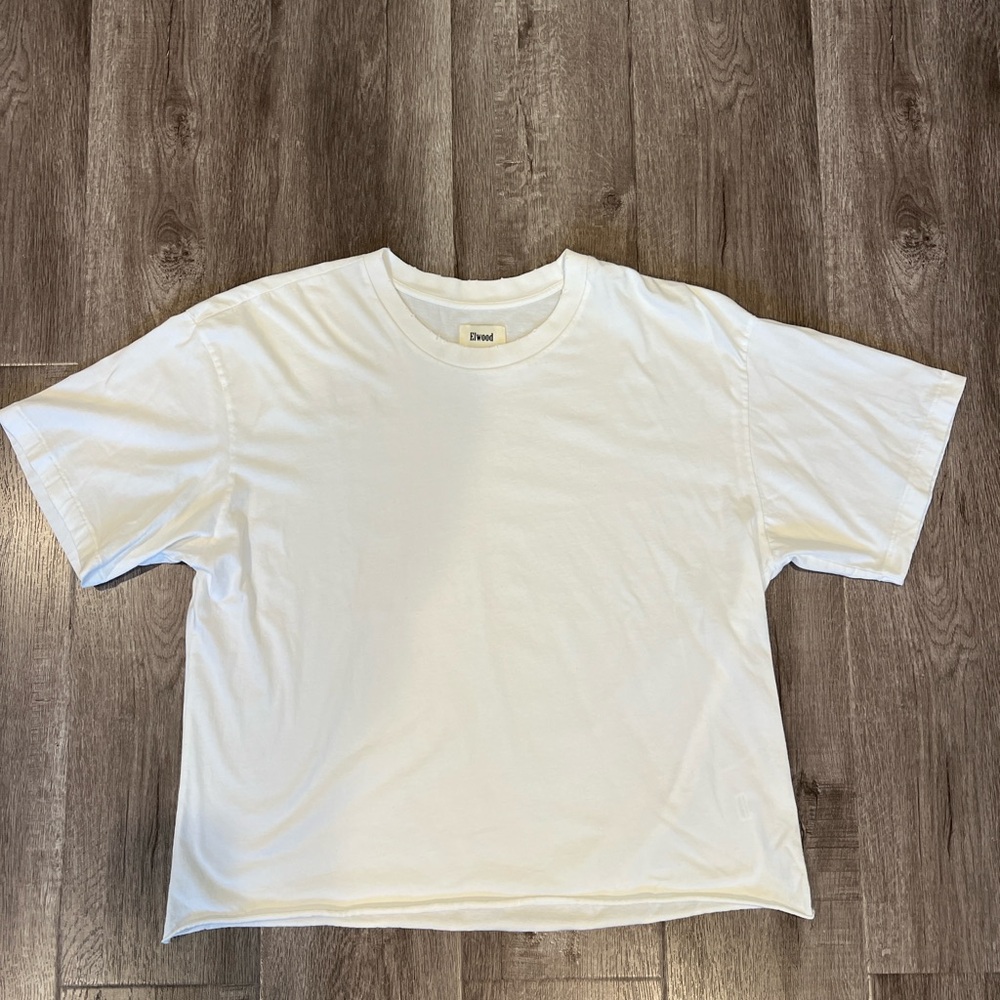 Elwood White Oversized Cropped Core T-Shirt